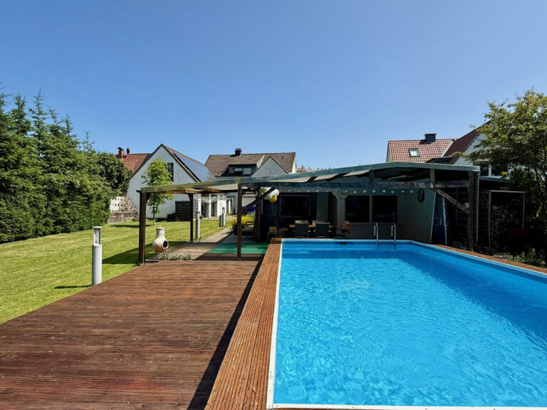 Fröndenberg-Ardey: Ein Zuhause zum Verlieben – Mit Pool und Garten als Relaxzone!