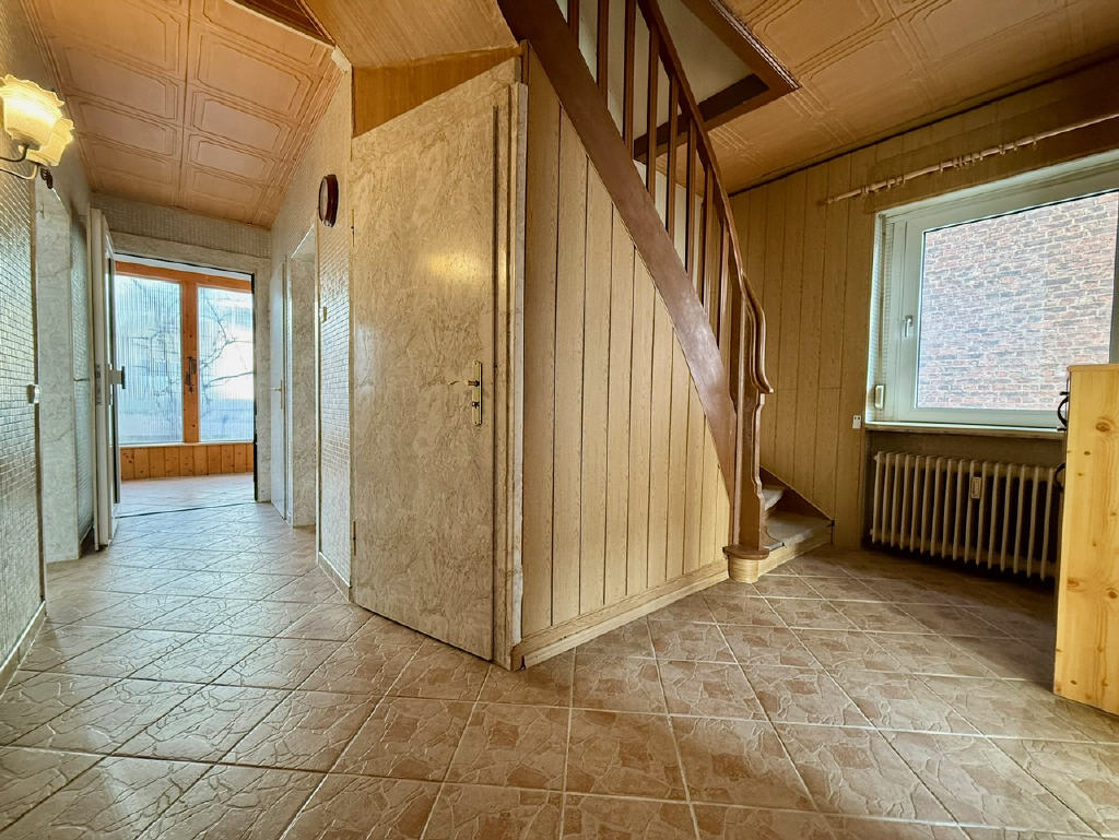 Erdgeschoss: Flur / Treppenlauf