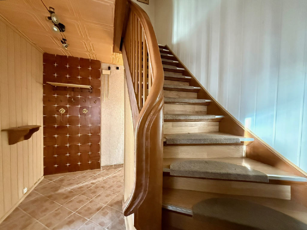 Erdgeschoss: Flur / Treppenlauf