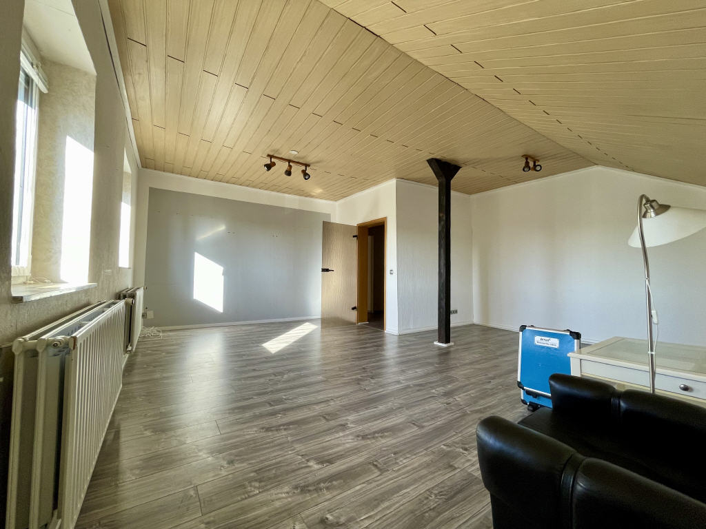 Wohn-/Essbereich (DG)