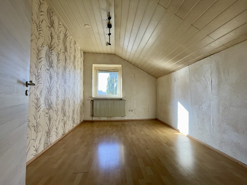 2. Schlafzimmer (DG)