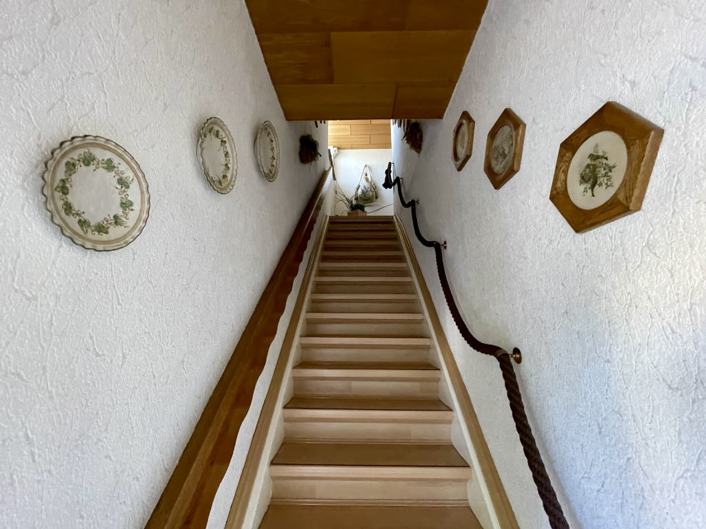 Treppenlauf zum Obergeschoss
