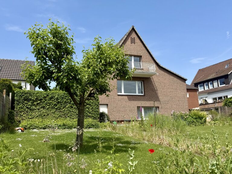 Fröndenberg: Freistehendes Wohnhaus in Top-Lage – Exklusives Familienparadies in ruhiger Sackgasse!