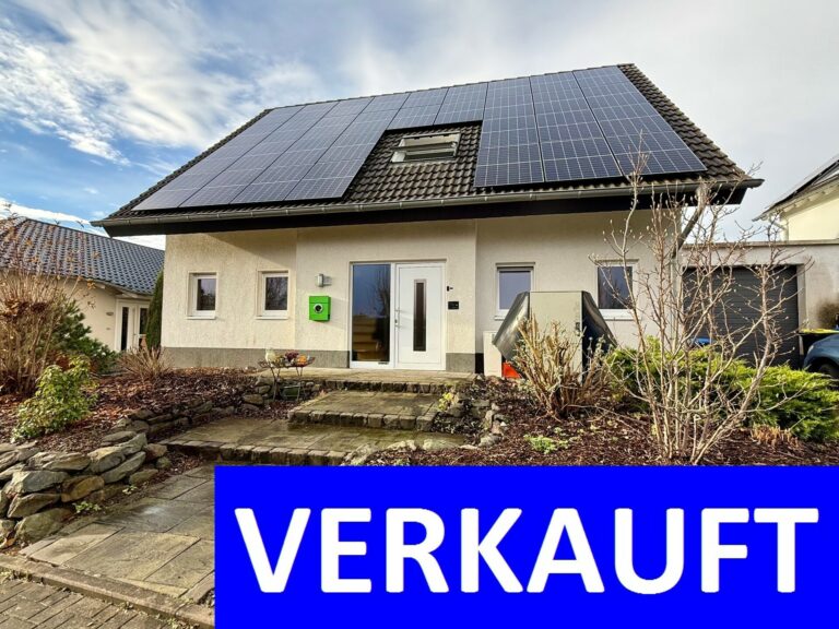 Fröndenberg-Bausenhagen: Ländlich gelegenes Einfamilienhaus in Feldrandlage – Ein gutes Stück für Ihr Familienglück!